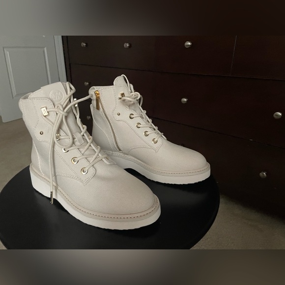 Michael Kors Trudy Boots - Picture 8 of 8